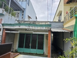 Bán đất tặng nhà, huỳnh tấn phát q7, 138m2, nhỉnh 6 tỷ.