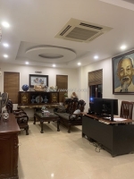 Bán gấp nhà phố hoàng cầu giá 17 tỷ, 55mx5 tầng, full nội thất, oto vào.