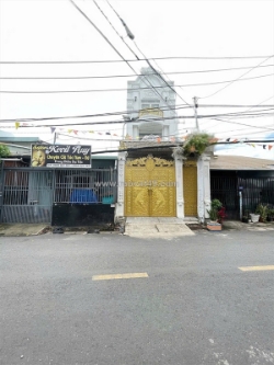 Bán gấp nhà tân cổ điển trước mặt đường lê thị my - trần văn mười