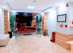 Bán khách sạn hẻm oto phố tây:
cách biển 500m dt: 79,8m2 ngang 4,2m
giá: 22tỷ