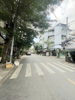 Bán nhà 178 m2 mặt tiền đường số tân quy  quận 7 nhỉnh 23tỷ