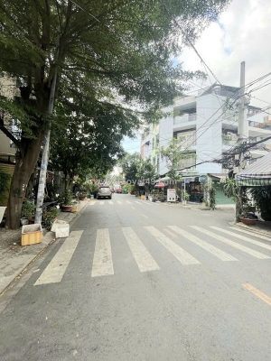 Bán nhà 178 m2 mặt tiền đường số tân quy  quận 7 nhỉnh 23tỷ