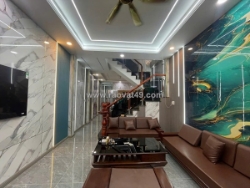 Bán nhà 2 tầng trung tâm dĩ an,shr đường xe hơi,tặng full nội thất,gần chợ