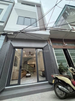 Bán nhà 3 tầng ngô quyền ngõ phố tân kim – gần chợ, viện, trường học, giá 2,7x