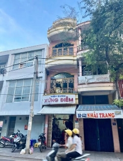 Bán nhà 4 tầng vừa ở vừa kinh doanh mặt tiền đường tháp bà, nha trang.