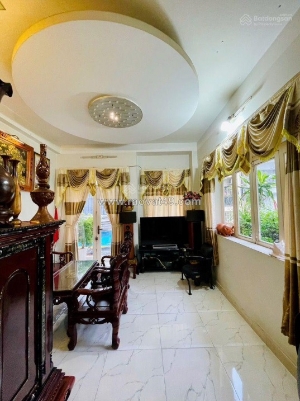 Bán nhà căn góc mt hẻm dương bá trạc, sát quận 1, giá nhỉnh 14 tỷ