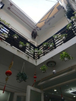 Bán nhà - chính chủ - hoàng hoa thám - bình thạnh - hẻm nhỏ - diện tích lón -