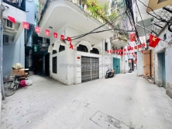 Bán nhà chợ khâm thiên 57m2. 6 tầng. mặt tiền 3.7m. giá 15.7 tỷ đống đa hà nội