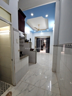 Bán nhà đoàn văn bơ, hoàng diệu q4 cách 100 m q1
diện tích 125.7 m đúc 5 tấm