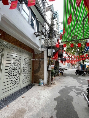 Bán nhà dòng tiền trung tâm cầu giấy ngõ thông thoáng nhà mới thang máy full