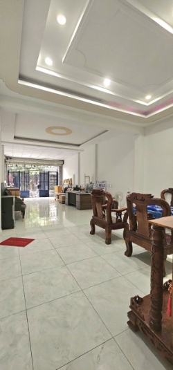 Bán nhà  đường số 13, linh xuân, tp hcm. dt 100m2, 2 tầng, 3pn, sh, 6.8 tỷ. lh: