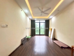 Bán nhà - hoàng hoa thám, ba đình - đi ngõ 279 đội cấn - dt 37m2, 5 tầng - giá