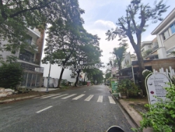 Bán nhà kdc conic gần kdc lê bôi- 4 tầng 8 phòng master - 7x20m dt sàn: 331m2 -