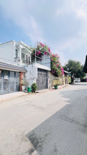 Bán nhà mặt tiền 4 tầng 5x30m giá 8,7 tỷ đường tân chánh hiệp 26