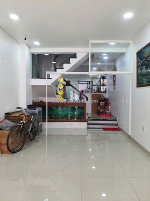 Bán nhà mặt tiền đường 84 cao lỗ p4 q8, giá 13.2 tỷ  tl