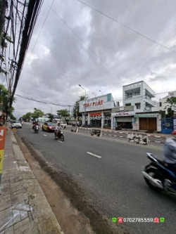 Bán nhà mặt tiền đường lê hồng phong, nha trang - giá 8,5 tỷ dt 81m2 ngang 4,3