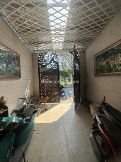 Bán nhà mặt tiền kênh nước đen - view công viên, lê thúc hoạch, 3,8xxm, 5