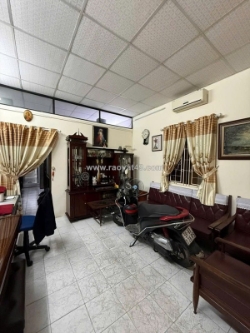 Bán nhà mặt tiền nguyễn tuân - giao phạm văn đồng, 4,6x19m. cấp 4, tiện xây, 1