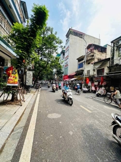 Bán nhà ngõ đội cấn 75m 4 tầng mt 6.2m ở luôn gần phố giá .8 tỷ 0878168006