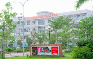 Bán nhà phố 4 tầng đối diện trường liên cấp fpt