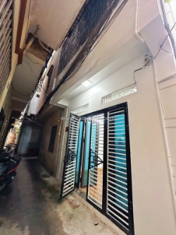 Bán nhà riêng 4 tầng tại phố hồng hà , quận hoàn kiếm, hà nội