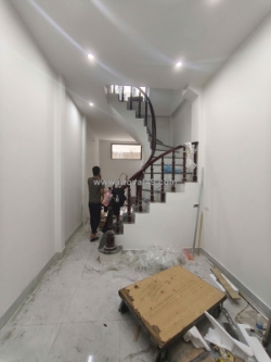 Bán nhà thái hà 27/31m2. 4 tầng. mặt tiền 3m. giá 10.5 tỷ đống đa hà nội