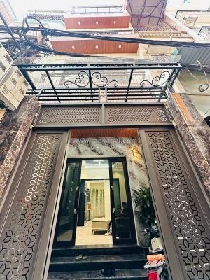 Bán nhà trần khát chân 49m2. 4 tầng, mặt tiền 4m. giá 14.8 tỷ hai bà trưng hà