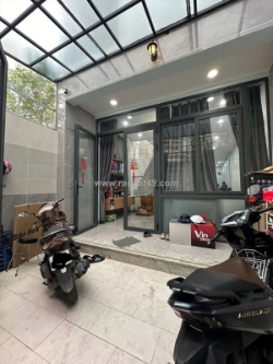 Bán nhà trong ngõ đường số 8,  trường thọ, thủ đức, dt105m2, 2 tầng, 3pn, 7.35