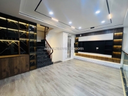 Bán nhà trương định- hoàng mai, 62 m2, 7 tầng tm, mặt tiền 7,5 m, giá 26,5 tỷ.