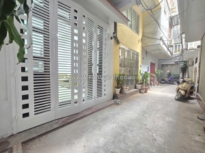 Bán nhà vị trí đẹp - khu lõi - hàng siêu hiếm - phải thật nhanh tay - ngọc lâm,