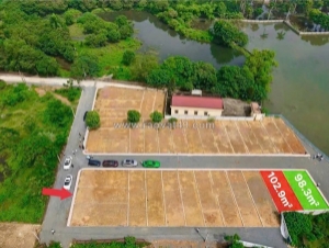 Bán nhanh lô góc view hồ đẹp, dt 100m2 full thổ cứ, ngay ql21, khu cnc hòa lạc,