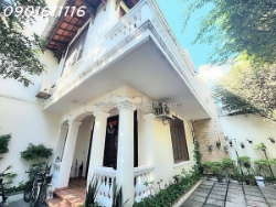 Bán siêu biệt thự đẳng cấp đ. trần quốc thảo, quận 3 - giang giang: 0901611116