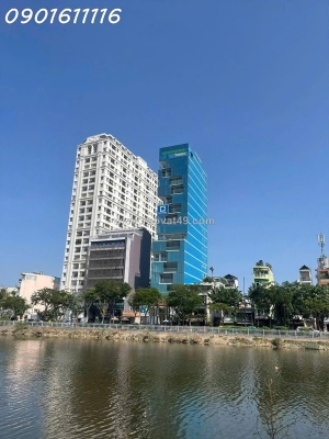 Bán tòa nhà  tầng góc 3 mặt tiền kinh doanh đường bến vân đồn quận 4 - doanh