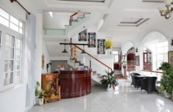Bán villa 3 tầng nguyễn chí thanh hội an, full tiện nghi, hạ 1 tỷ,  còn 15.9 tỷ
