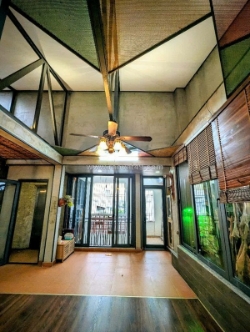 Biệt thự cao cấp – kiến trúc độc bản – thang máy – sân thượng bbq