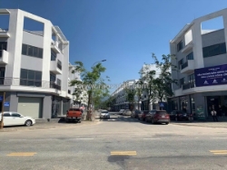 Cả đất cả nhà mặt đường nguyễn đổng chi, nam hồng lĩnh, hà tĩnh 155m2 chỉ 39,5