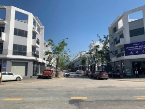 Cả đất cả nhà mặt đường nguyễn đổng chi, nam hồng lĩnh, hà tĩnh 155m2 chỉ 39,5