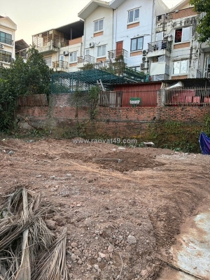 Cần bán mạnh đất lớn 115m^2 - lô góc đẹp - cách hữu hưng 100m - giá chỉ 17