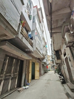 Cần bán nhà 4 tầng số 1b ngõ 840 bạch đằng, hai bà trưng, hà nội