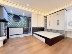 Cần bán nhà xuân la 39m, 6 tầng, thang máy, full đồ, đường trước nhà 3m, ra oto