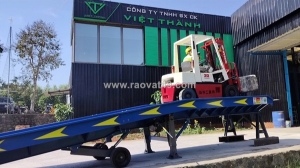 Cầu dẫn xe nâng