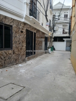 Cc cần bán tòa ccmn 7 tầng thang máy.lai xá .ngõ thông.lô góc 3 mặt thoáng.