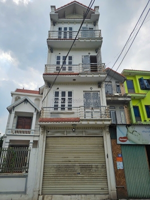 Chính chủ cần bán nhà gần trường cấp 3 thạch bàn. 4 tầng mới xây được 4 năm.