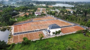 Chính chủ cần bán nhanh lô góc hoa hậu tại hòa lạc, dt 100m2, full thổ cư, gần