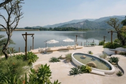 Chính chủ giảm giá 500tr cho lô đất bám hồ tại thôn 6 xã hoà lạc, giáp fpt, cnc