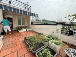 Chính chủ lâu năm - bình thạnh - tặng bạt hổ - hẻm oto - 5 tầng hoàn công đủ -