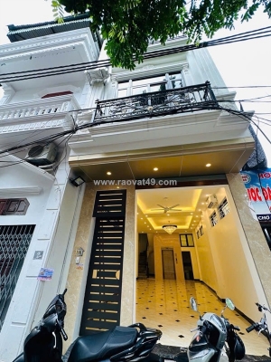 Chợ phan đình giót-ccmn full nội thất-thang máy-3 thoáng cực hiếm-oto