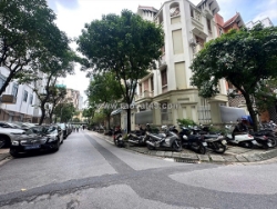 Cho thuê bt dương đình nghệ, cầu giấy 92m2 x 4 tầng, 38 triệu (chốt) vp cty, ở