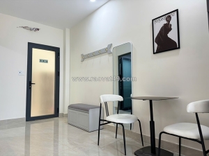 Cho thuê căn hộ dịch vụ cao cấp – 1pn tách bếp