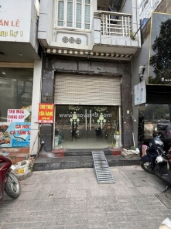 Cho thuê cửa hàng và phòng trọ tầng 2 tại 114 xã đàn, phương liên, đống đa, hà